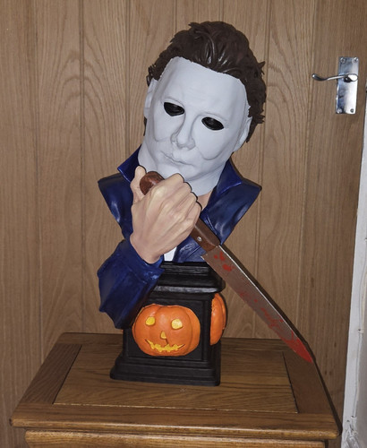 Michael myers life size - myers,