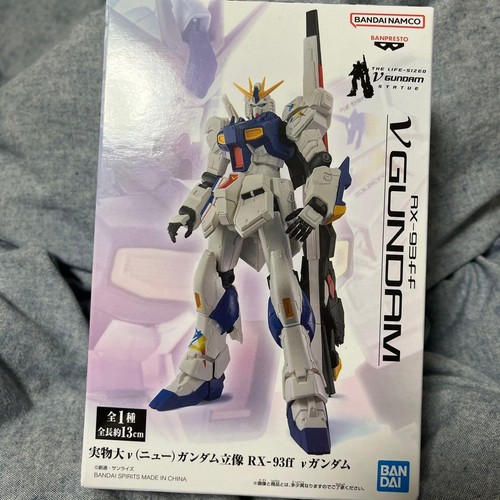Gundam life size - ν, statue