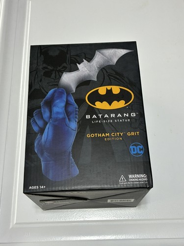 Cryptozoic batman batarang - 1:1,