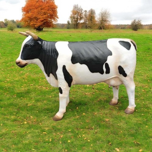 Life size fiberglass - fiberglass, cow