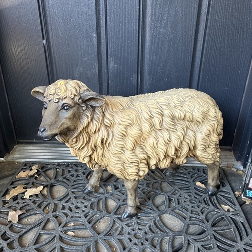 Standing lamb life - life, garden